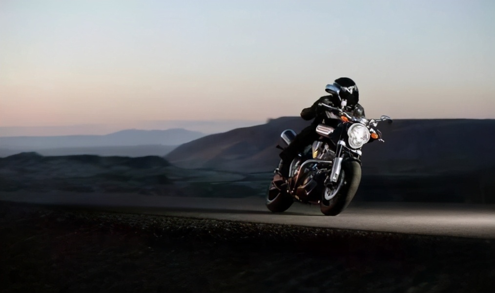 摩托车电瓶没电会出现什么种情况,摩托车钥匙没关电瓶一夜没电了