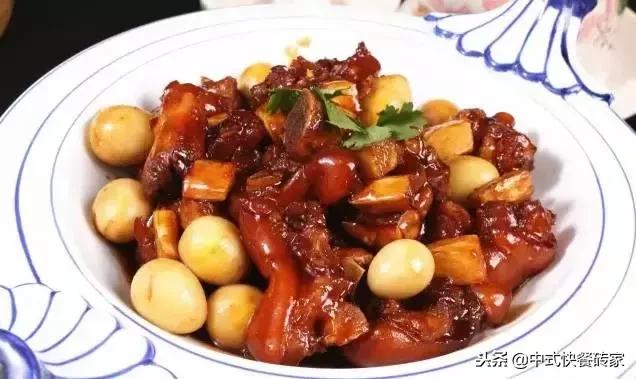 厨师教学美味猪蹄的简单做法,厨师长推荐元宝蹄