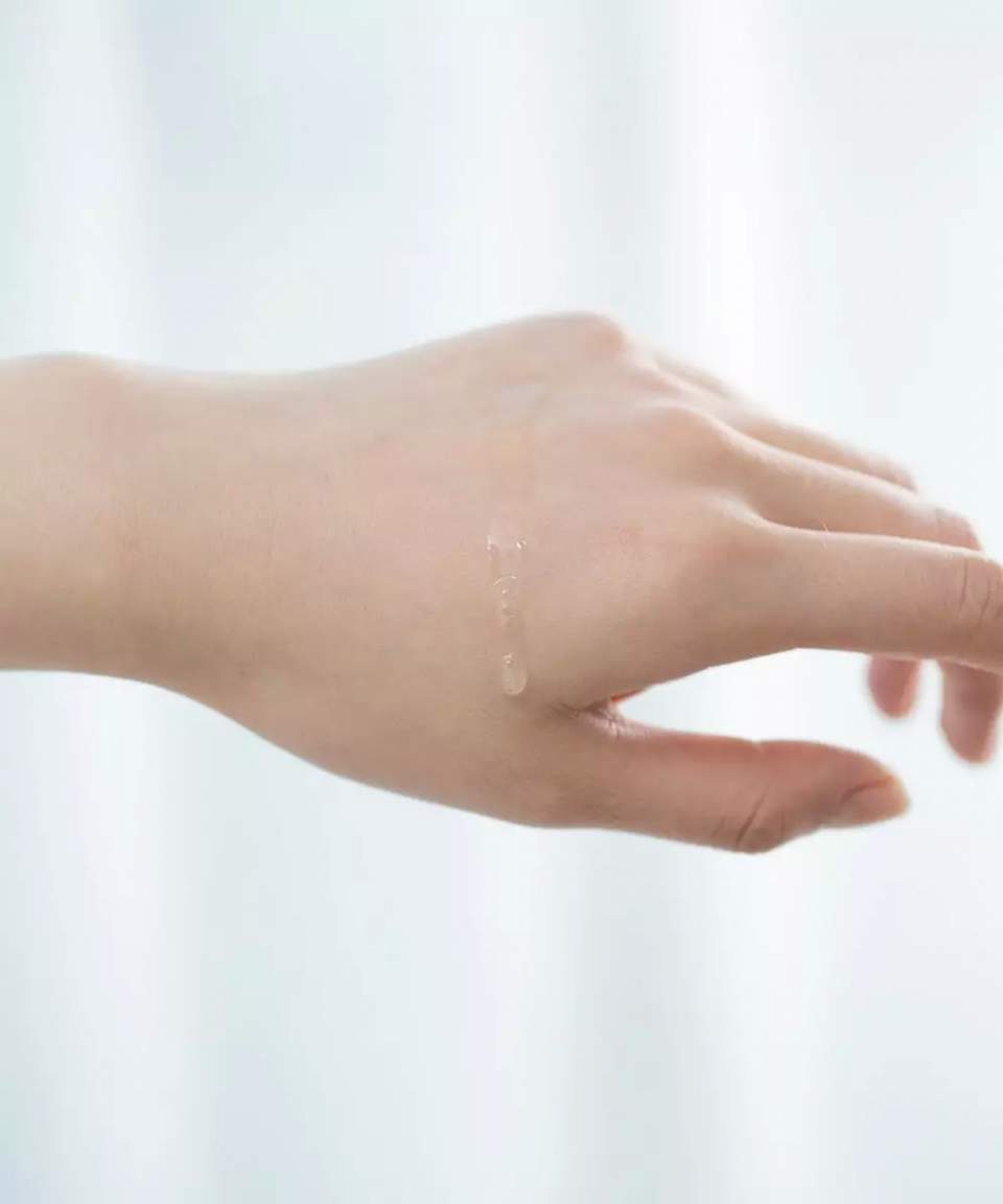 天气太干用什么护肤品,上班族熬夜护肤推荐