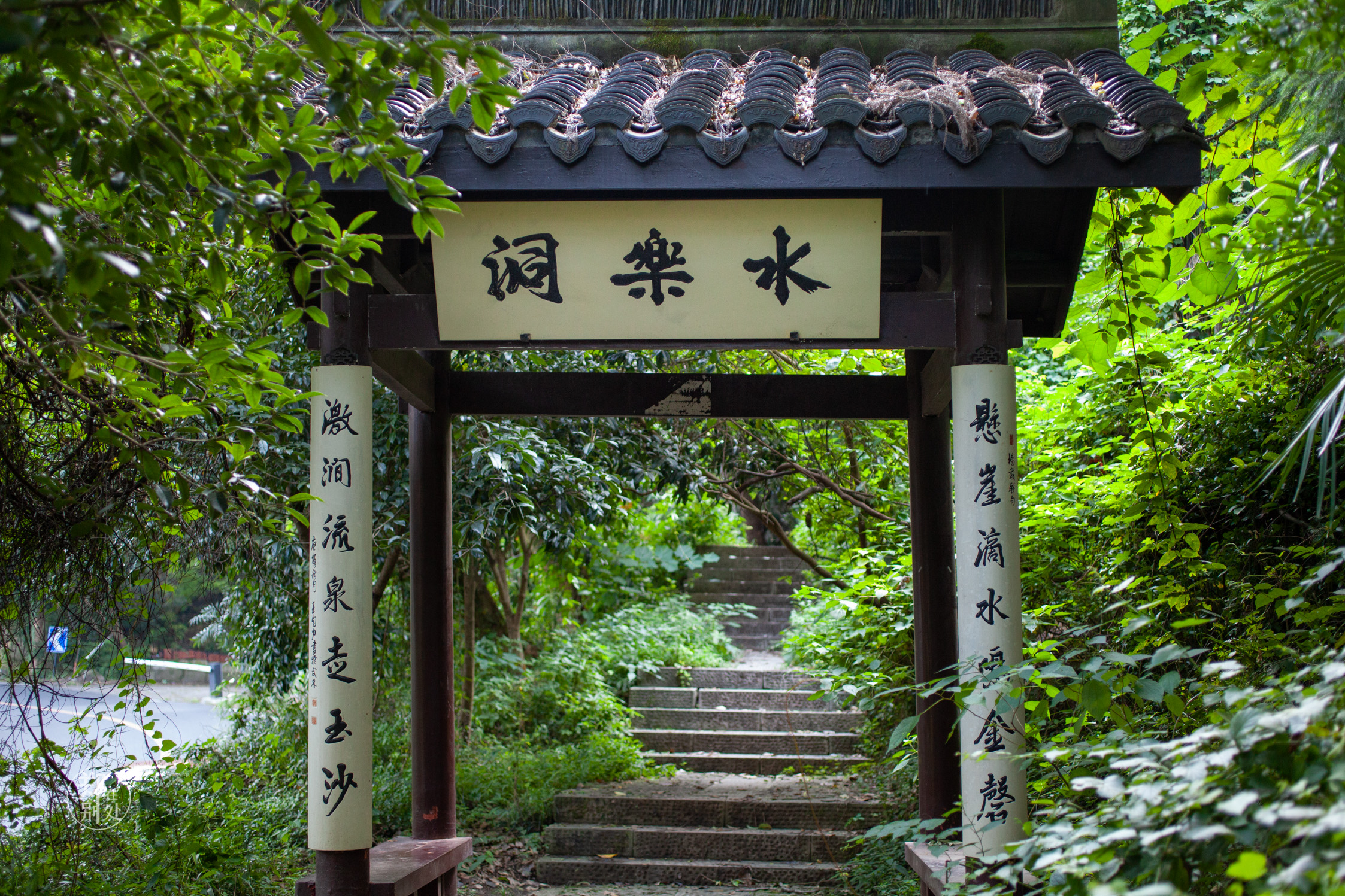 坐公交游杭州几路最好,杭州87路公交沿路风景