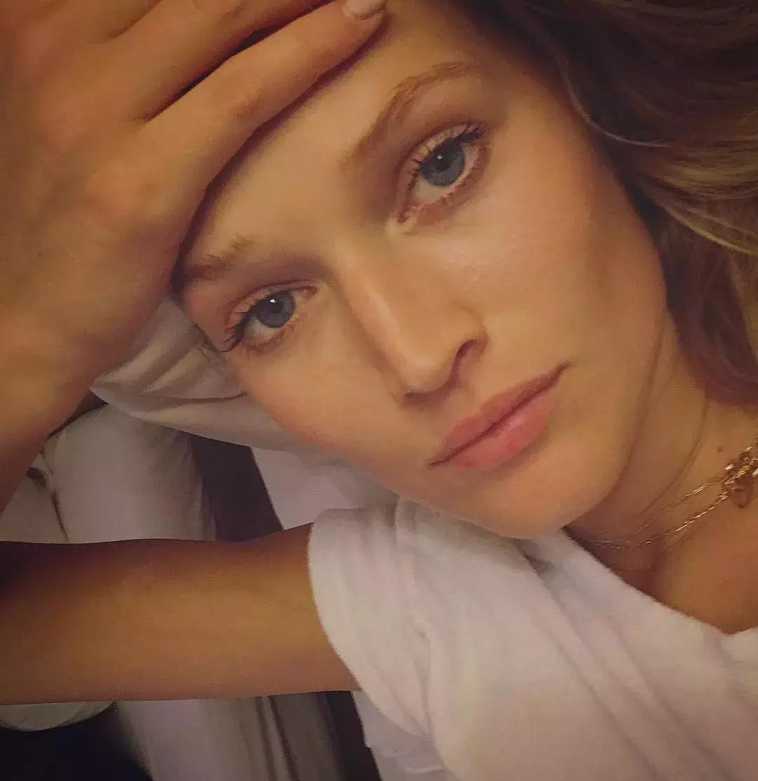 一年四季都涂防晒霜是有必要的吗,一年四季都要涂防晒和用维生素