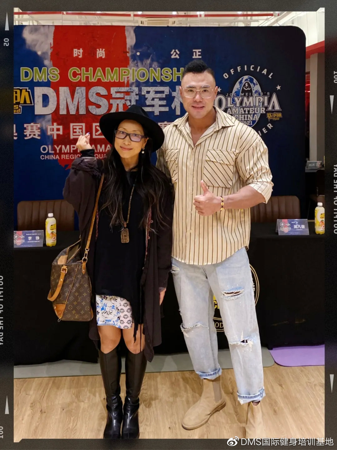 她，环游50+国家，40岁开始健身47岁登台参赛，她叫艾文仍在追梦