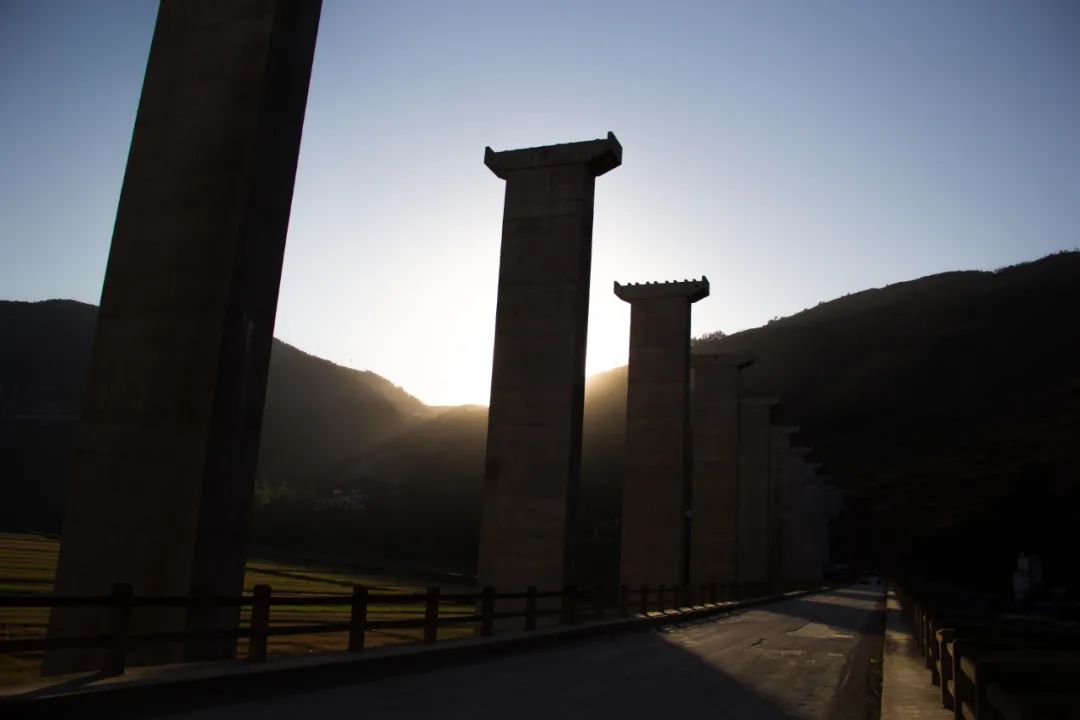 东川红土地在哪里观赏最好,昆明东川红土地攻略