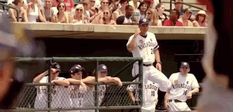 新朋友去打棒球,朋友打棒球