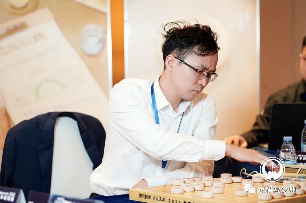 象甲十五轮结果,象甲16轮最新比赛视频