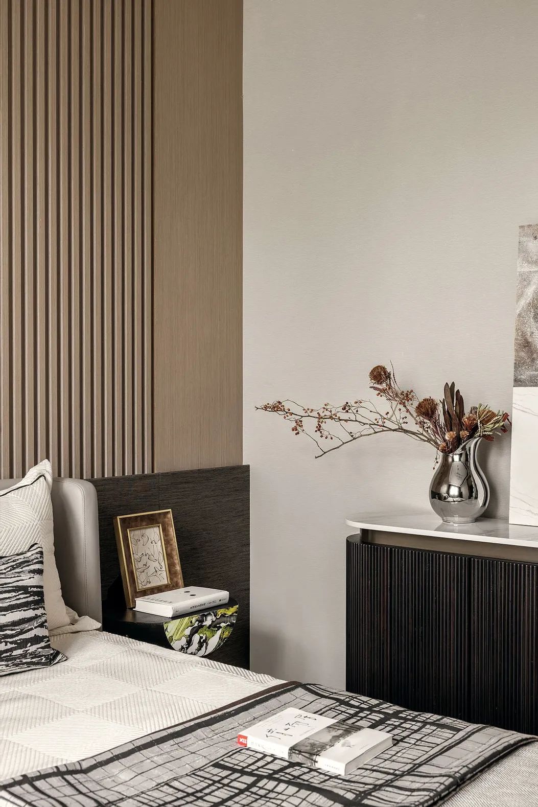 首创经中x赛拉维：闲逸如室间，隐于品质与优雅