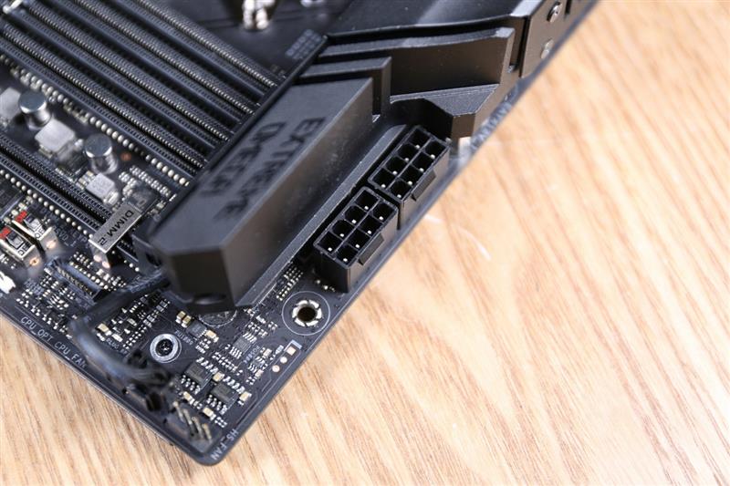 rogrampage系列工作站主板,rogrampageviextreme主板硬盘