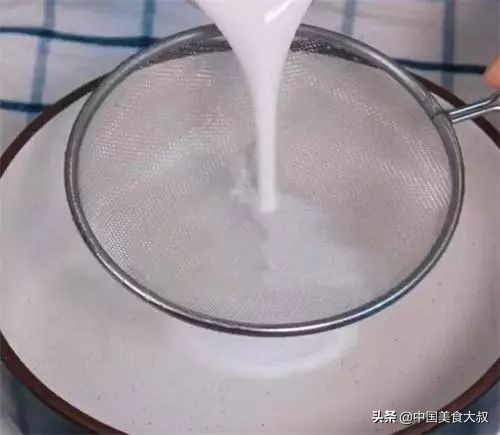 正宗的肠粉做法与教程,又嫩又滑的肠粉在家也可以做