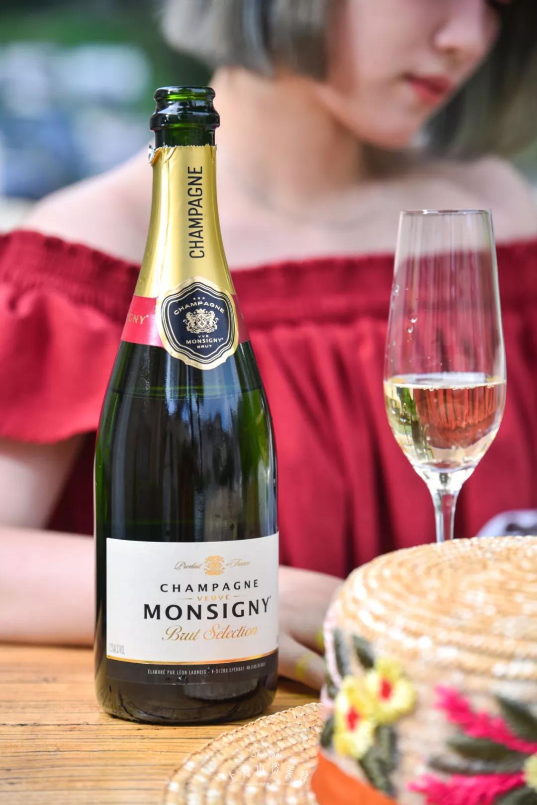 过年去超市囤货,过年没有囤年货怎么办