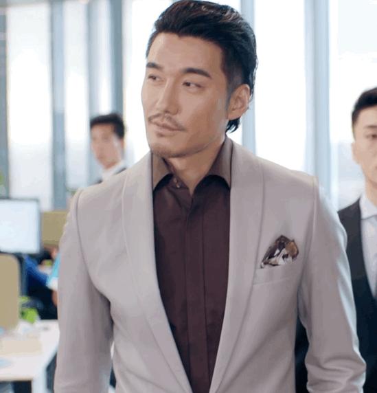 胡兵爱沃驰男士手表,胡兵推荐的眼部产品