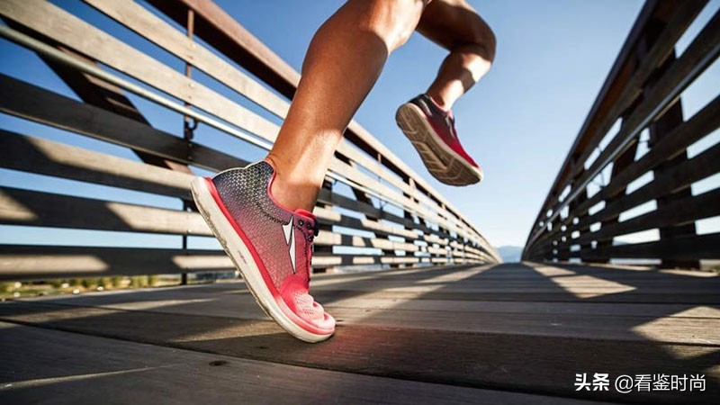 各品牌跑鞋顶级跑鞋,各跑鞋品牌顶级跑鞋