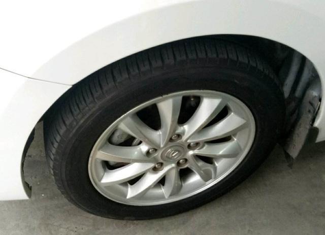 四轮定位前轮跑偏如何处理,车轮跑偏调整过后需要做四轮定位