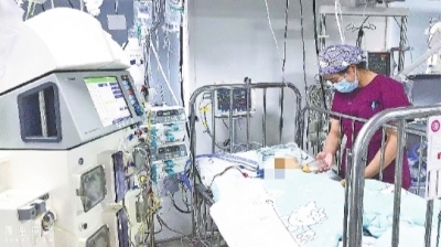 惊心食人族小男孩,惊心左眼后续