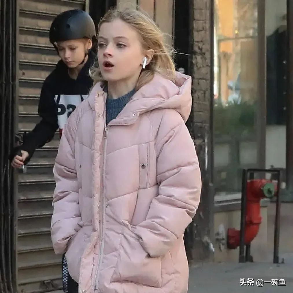 一个十几岁男孩的逆天颜值,中国12岁的逆天颜值