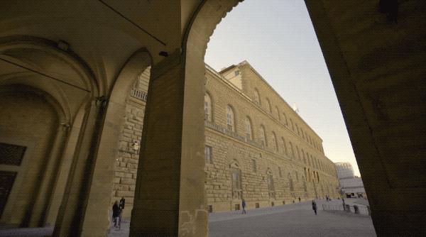 他捐了1000多亿文物,他捐给中国上千亿文物