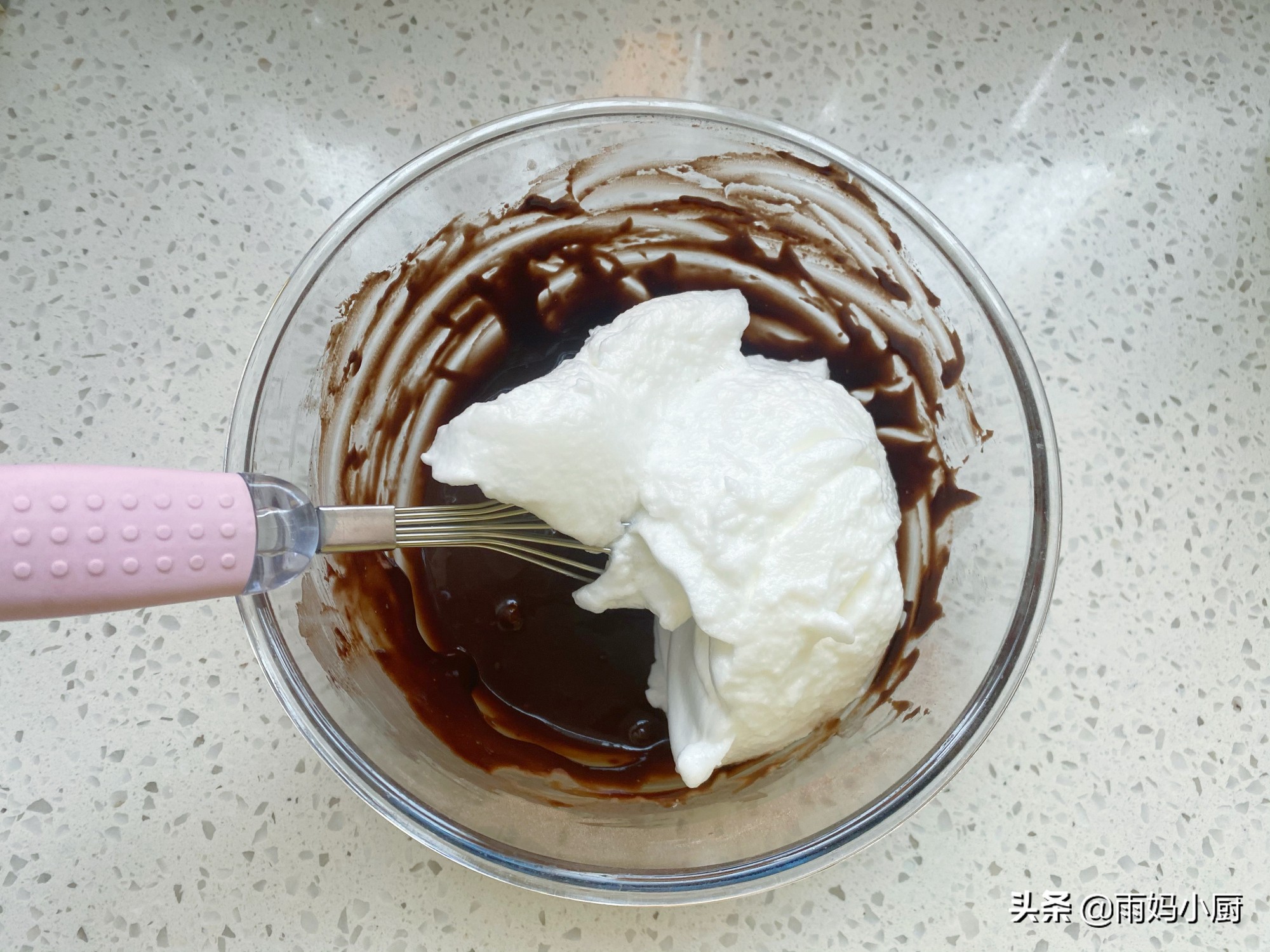 可可戚风蛋糕不塌陷不回缩好吃,不回缩口感绵密的蛋糕