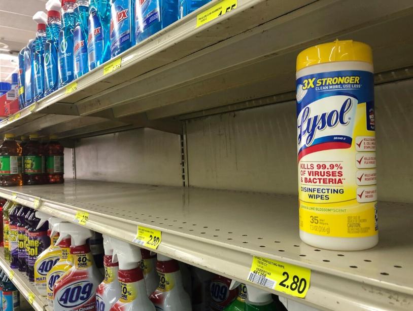 美国空军退役军人囤1万多瓶手消毒剂,准备卖高价,遭网站封号