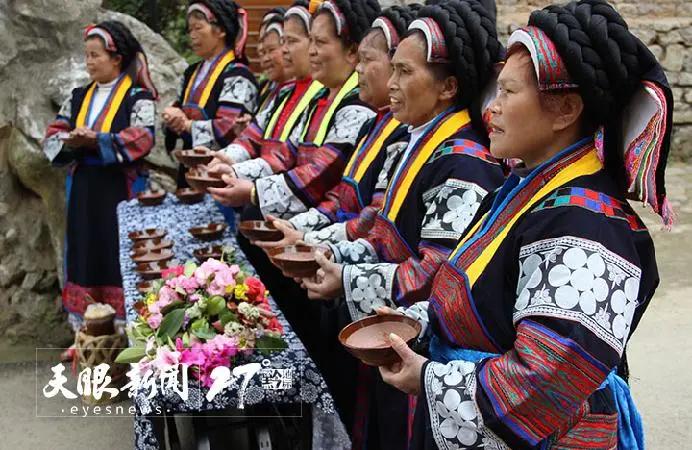 镇宁县千年布依古寨高荡村,贵州少数民族村落旅游