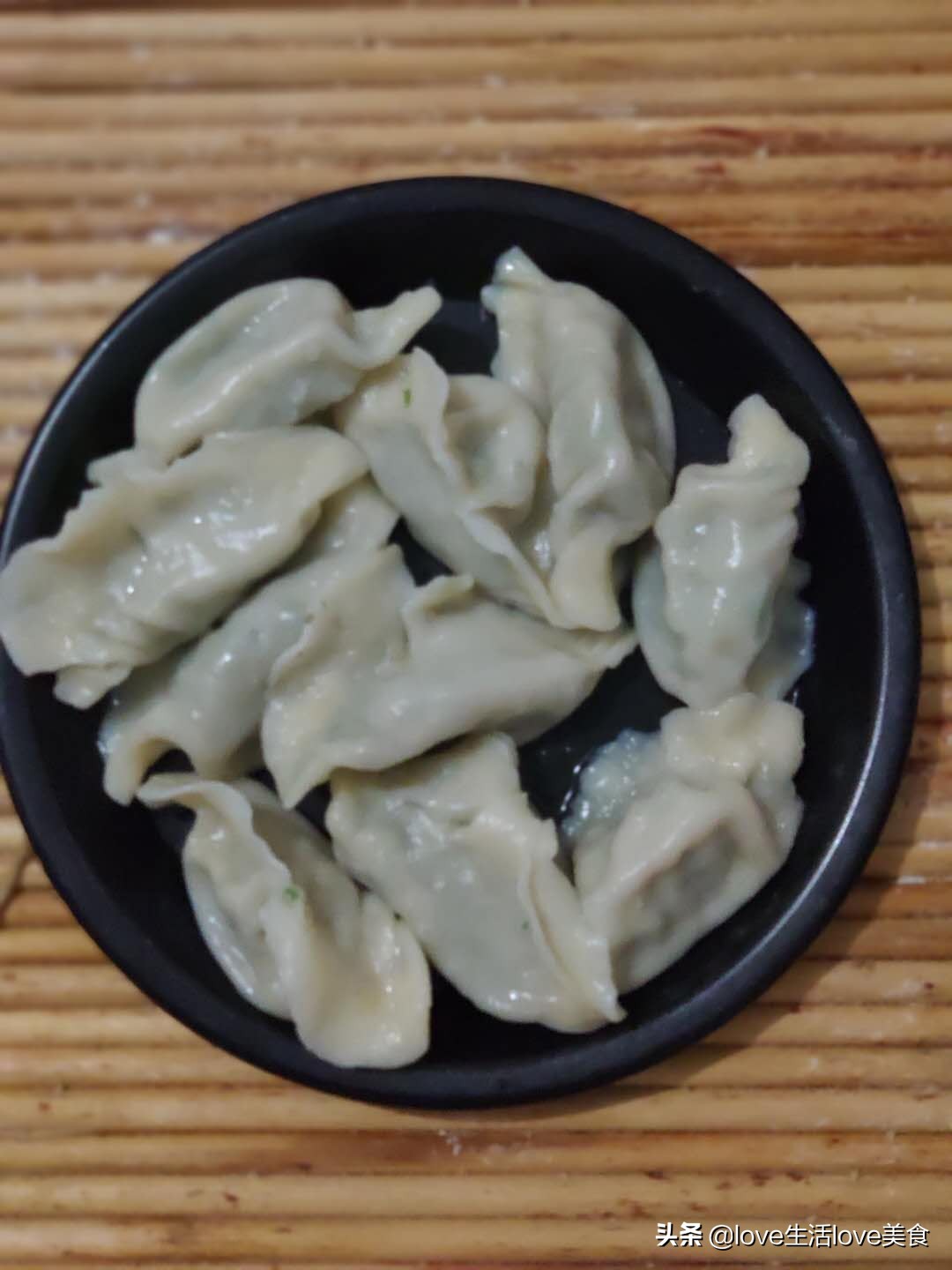 豆角包饺子需要焯水嘛,豆角包饺子要不要焯水