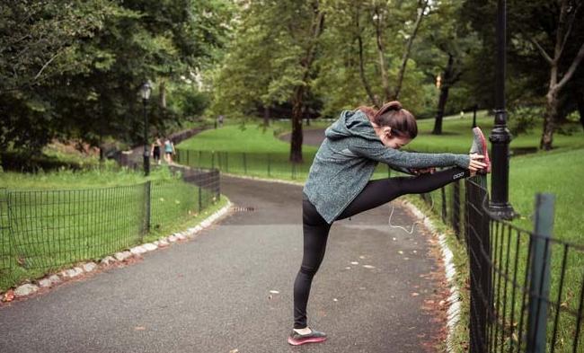 于月仙凭借谢大脚出名,谢大脚于月仙减肥视频