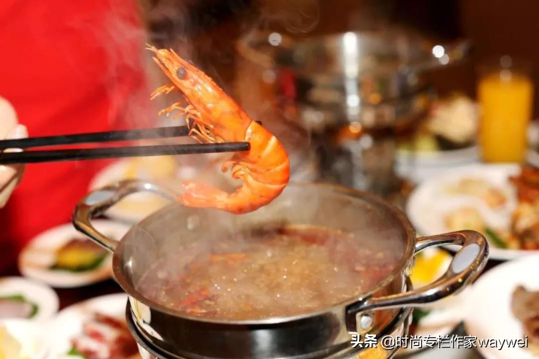 寒风飒飒，人类无法阻止火锅的蔓延势头了……