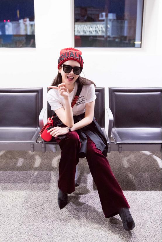 穿阔腿裤不要搭运动鞋,真的土!配对鞋子很重要,这样搭配很洋气