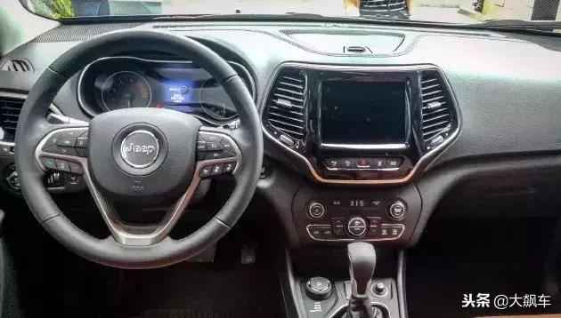 三分钟带你逛遍广州车展,看完这篇课文你会有什么感想