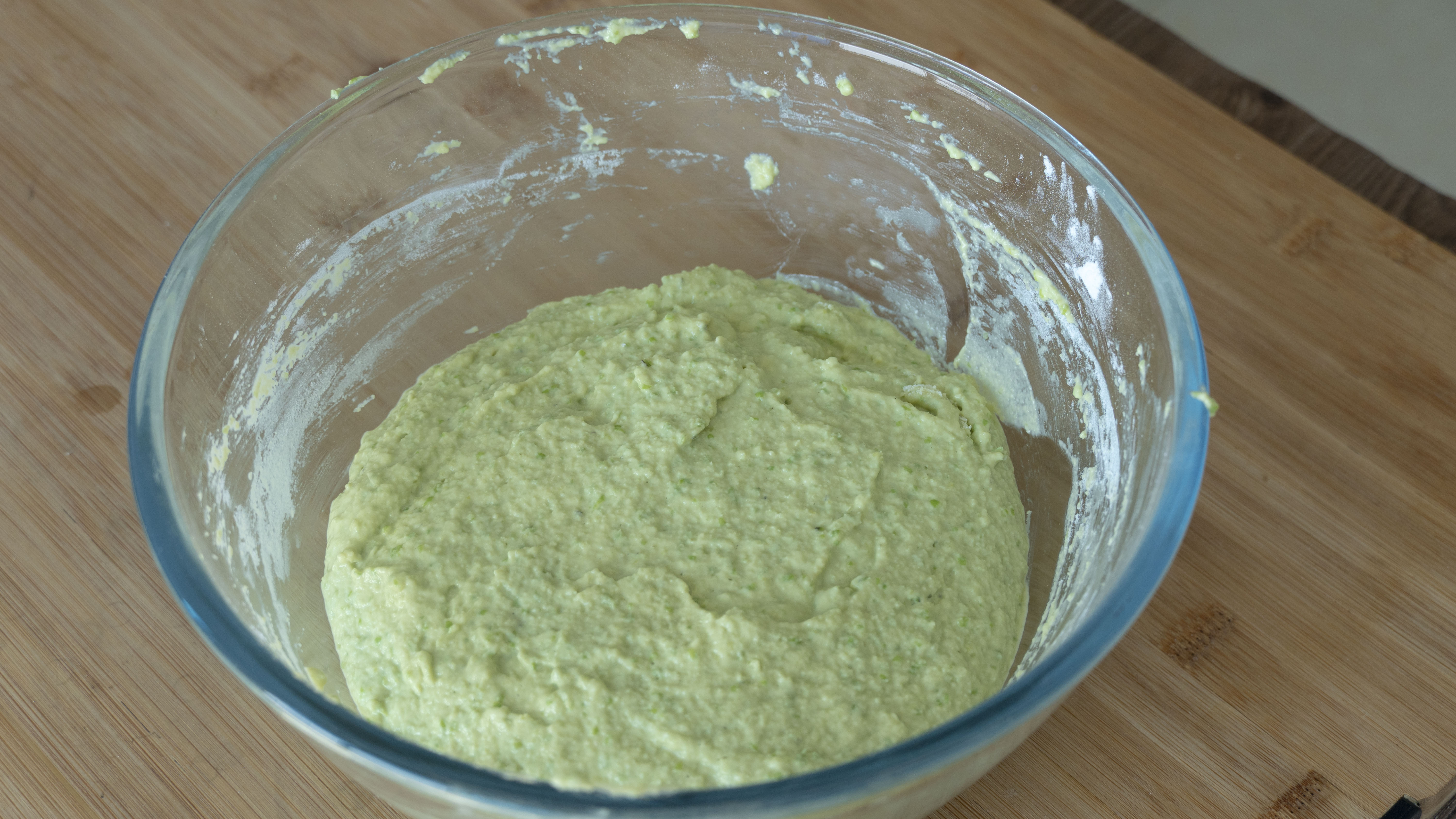 补钙别只吃钙片,可以促进钙吸收的蔬菜水果有哪些