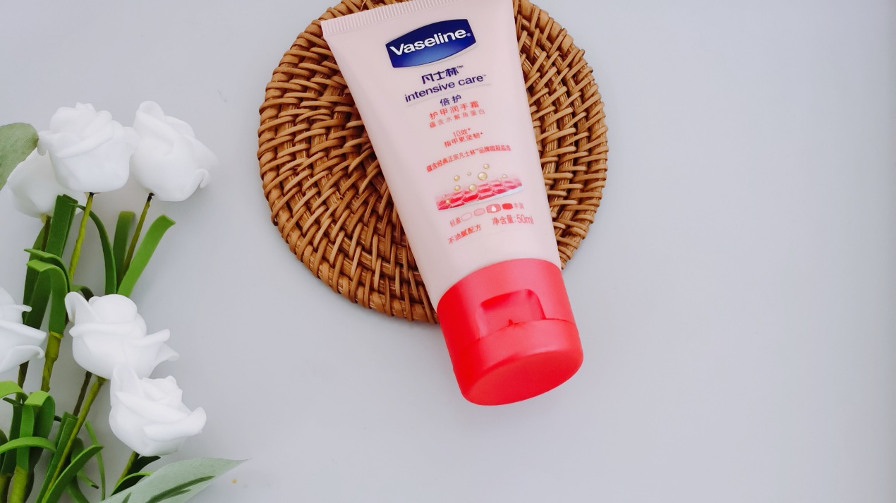 油痘肌肤爱用物推荐,秋冬油痘皮适用水乳