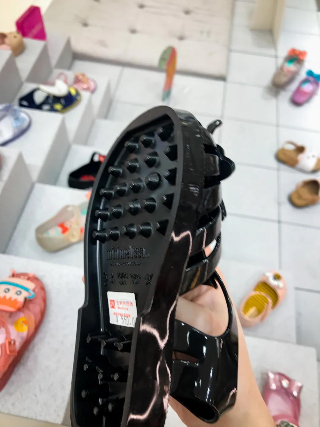 关爱孩子从鞋子开始,关爱宝宝从脚开始