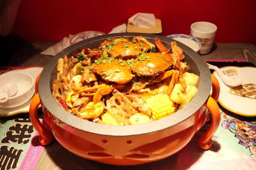 国内前十名肉蟹煲品牌,肉蟹煲有多暴利