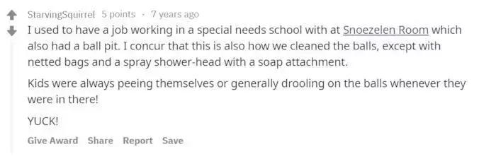 网红海洋球,海洋球玩得很开心