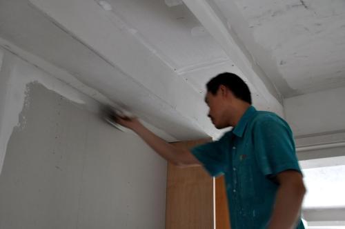 新房刚装修完就掉墙皮，这几个原因很重要，对症下药是关键