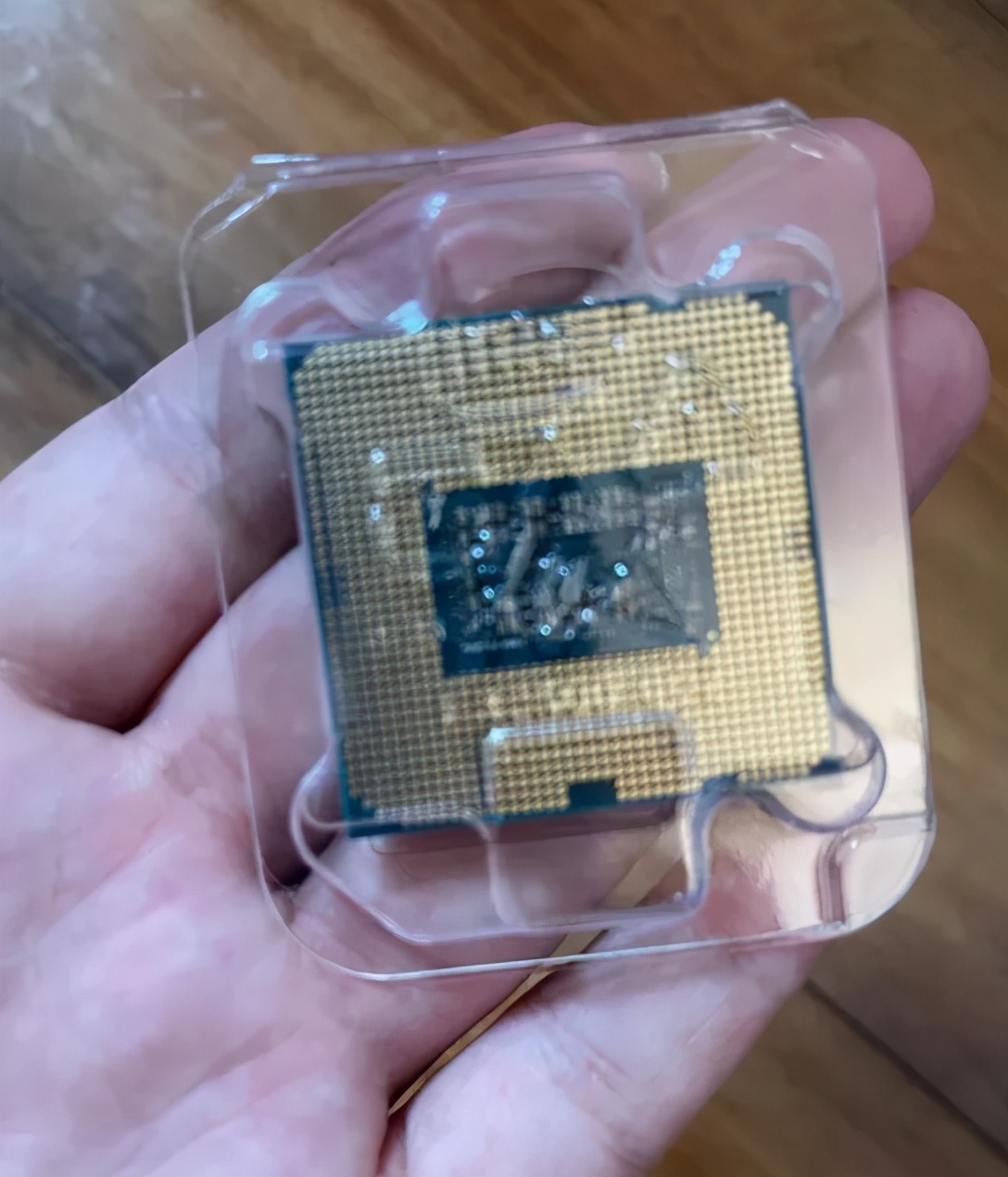 我给老婆装了台电脑,粉粉的那种