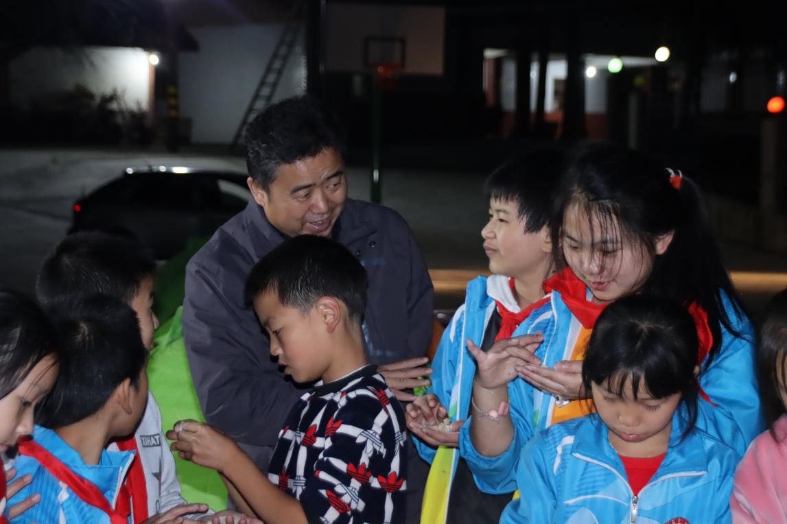 “牵手成长，筑梦未来”主题营走进合兴小学啦