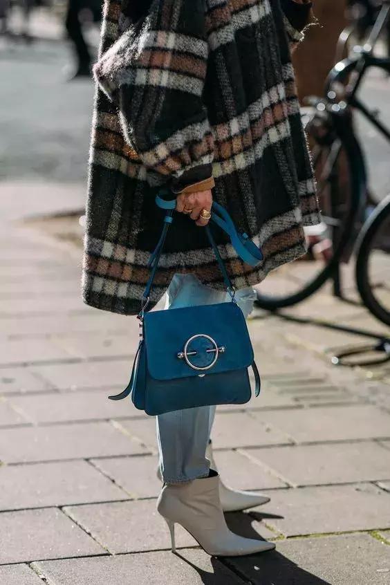 女生第一个大牌包买什么合适,人生第一只名牌包怎么选