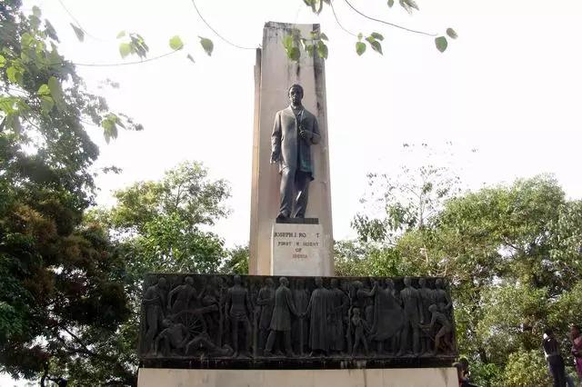 利比亚共和国简介,利比里亚共和国简介怎么写的