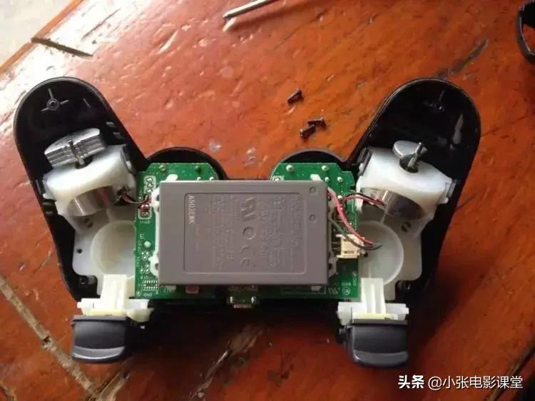 手机游戏手柄可以玩什么游戏,游戏手柄使用教程怎么玩吃鸡