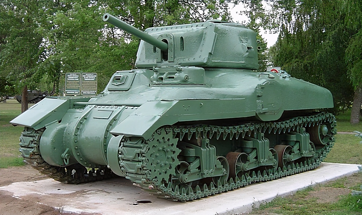 中国新型35毫米自行高炮,世界上第一款自行高炮