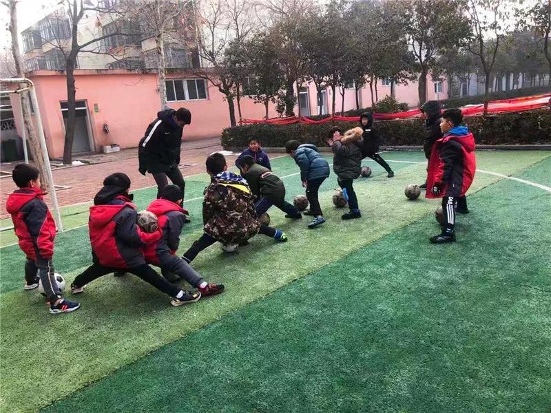 奎文天天向上,天天向上校园足球