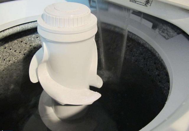 洗衣机下有个小暗格怎样清洗污垢,洗衣机需要定期清理哪些部位图示