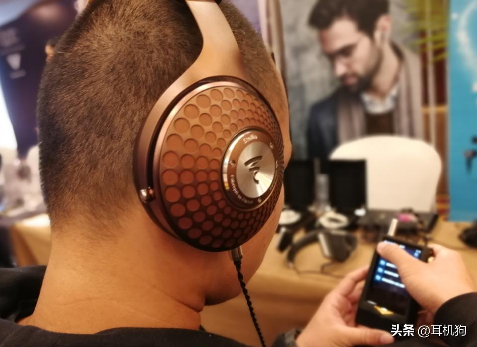 一副封闭版乌托邦耳机——法国劲浪新品高端头戴耳机Stellia简评