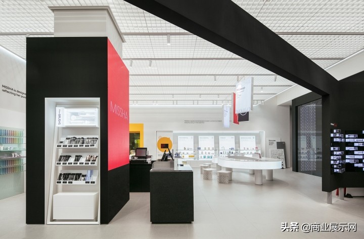 韩国首尔GalleryMMISSHA（谜尚）概念旗舰店设计