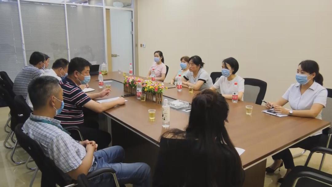 「十堰」*访信**超市：让群众有地“说事”