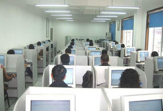 怎样考科目一过关视频,直播科目一考试技巧轻松考100分