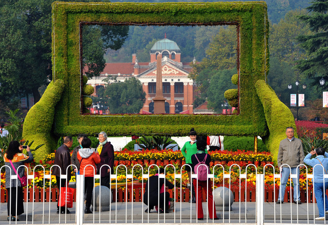 21-27℃，这是真的摘掉了火炉的帽子，再看武汉的热