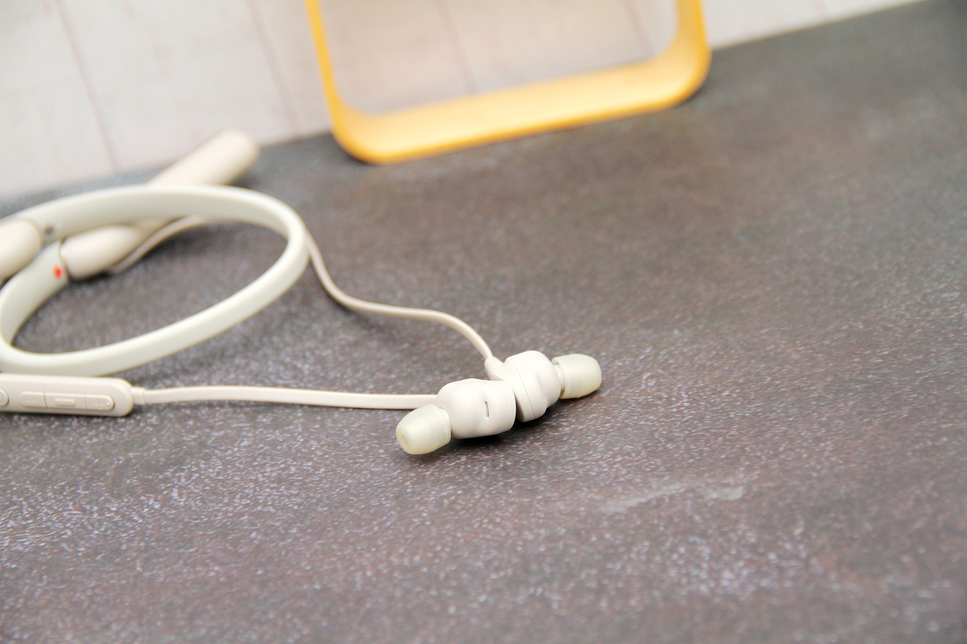 评测索尼wi1000xm3耳机,索尼wi-1000xm2升级系统