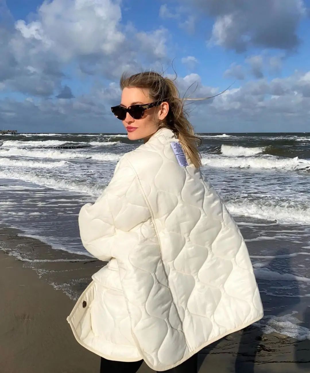 入冬四件套我不配文案,入冬四件套没有棉衣来的实在