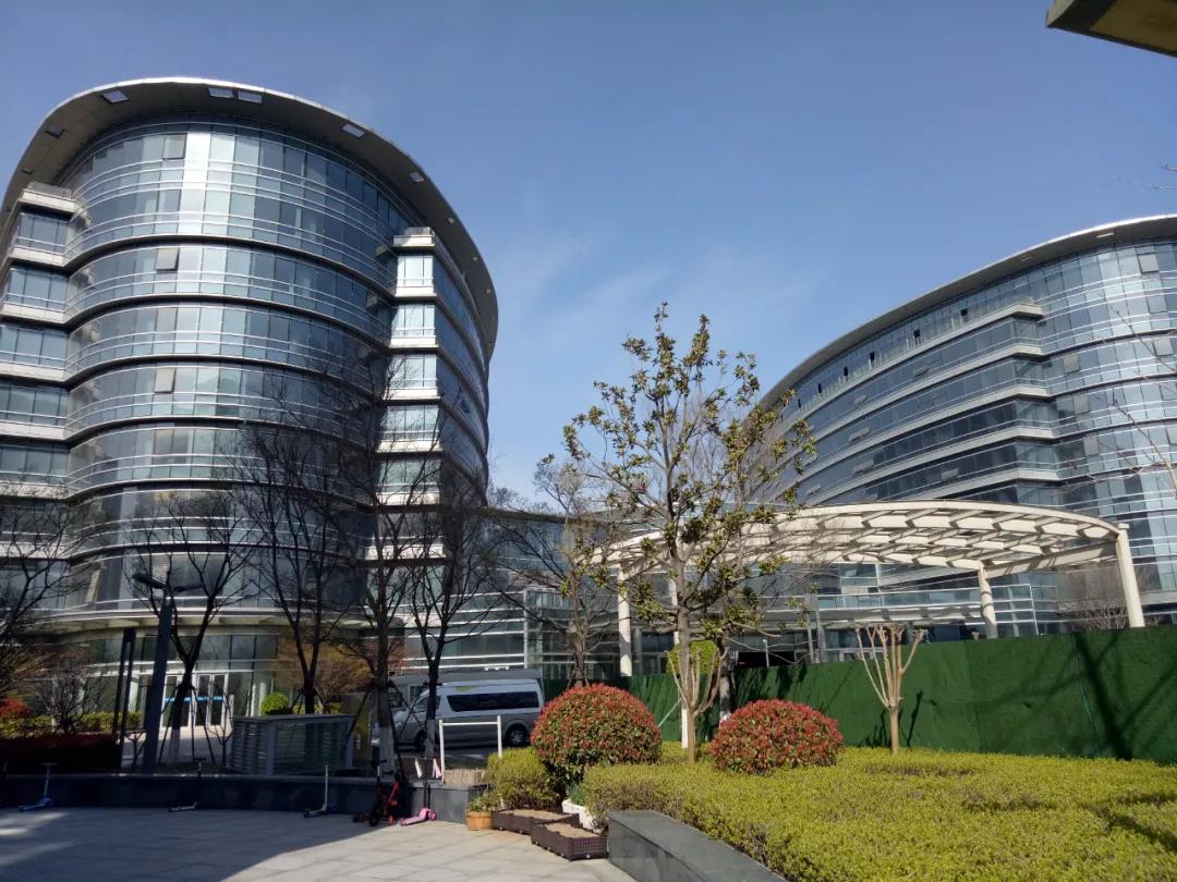 烂尾楼重获生机,徐州新城区烂尾商业