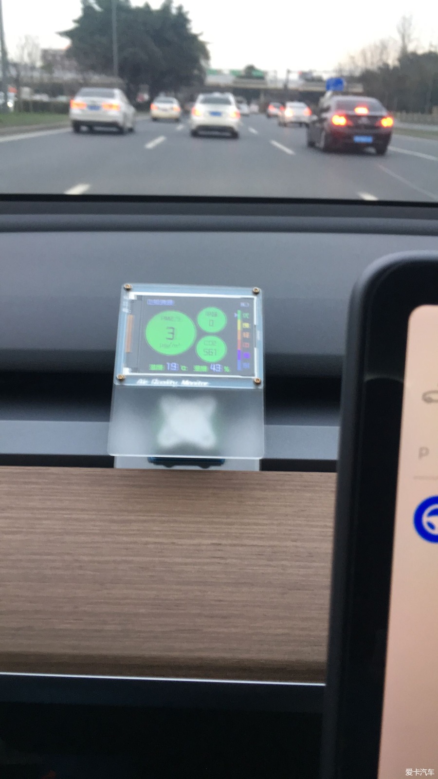 特斯拉新款model3真实用车体验,22款特斯拉model3用车10万公里